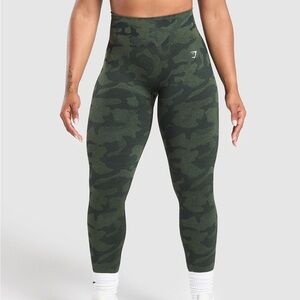 Gymshark ADAPT CAMO SEAMLESS LEGGINGS Victory Green/Force Green M